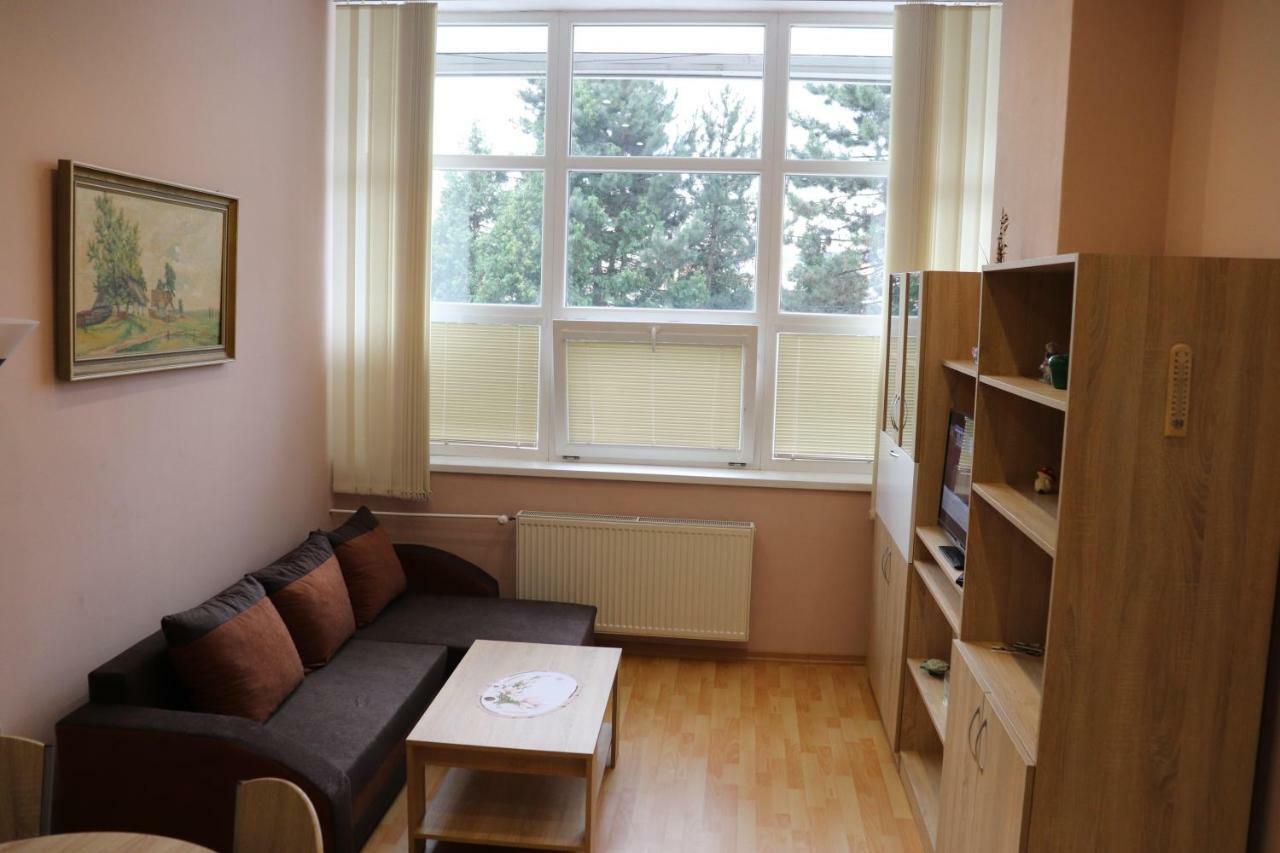 Apartman Lux Прешов Экстерьер фото